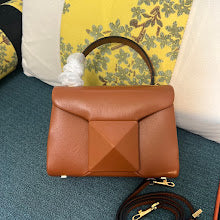 Designer Monogram Crossbody - Luxury Women's Premium Fashion Bag - NM2966