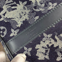 Premium Signature Crossbody - Chic Women's Luxury Designer Bag - NM5456