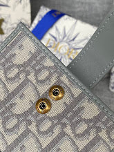 Designer Iconic Tote Handbag - Premium Luxury Women's Fashion - NM7499