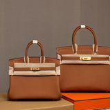  smart crossbody bag styled with outfit 12