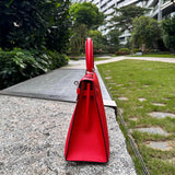 Streamlined handbag styled for everyday wear