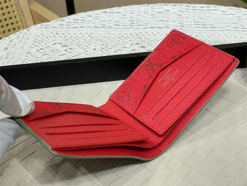  satchel interior and compartment view