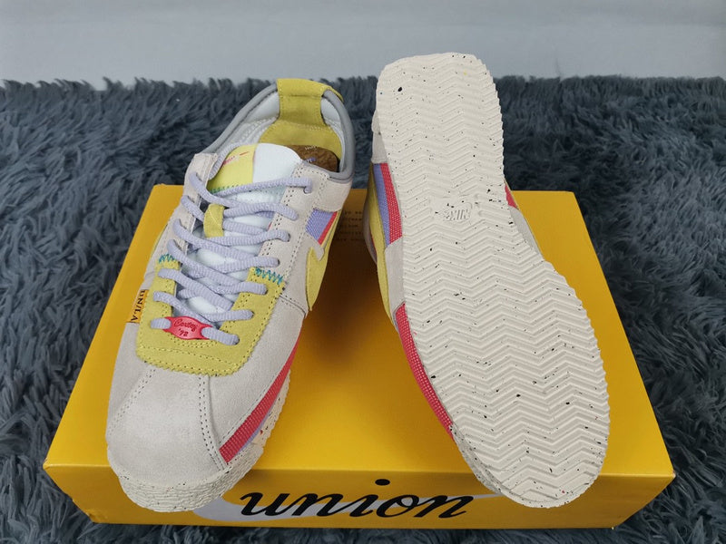 Nike crisp white luxury sneakers view 5 heritage-inspired look