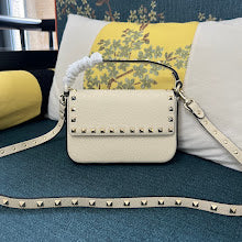 Chic Women's Shoulder Handbag - Luxury Premium Designer Style - NM3014