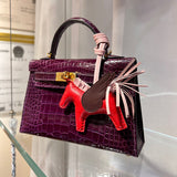  Timeless everyday bag front view 13