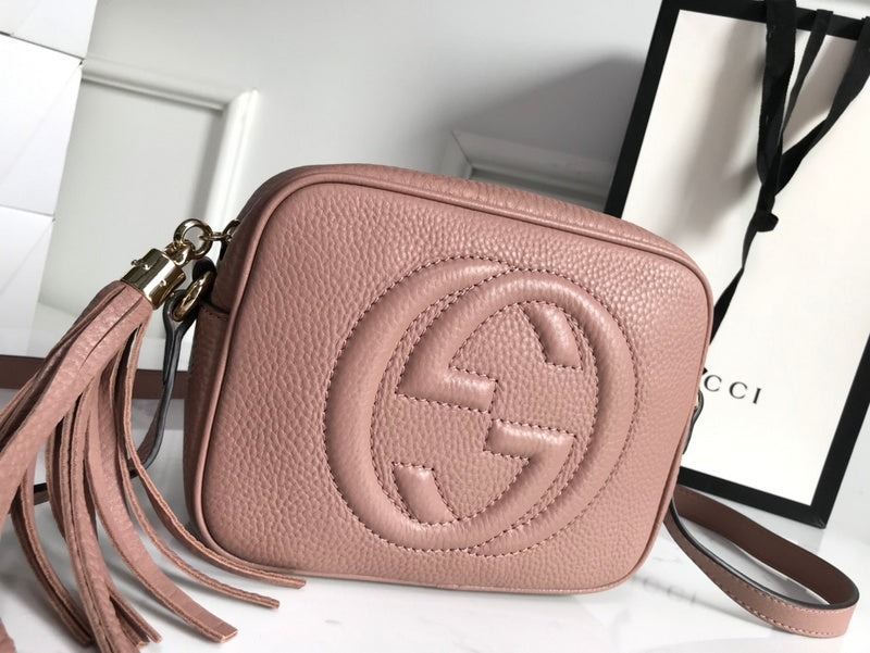 Side profile of statement everyday-luxe women's handbag – women's premium purse