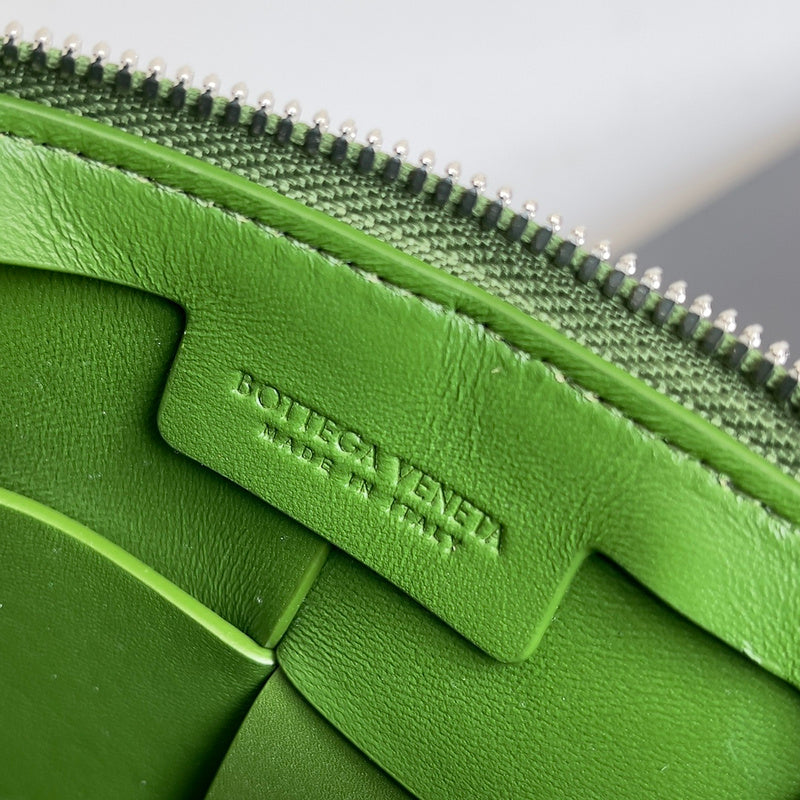 Timeless Vegan Leather Handbag - Sleek Minimalist Lines | Women's Everyday Carry Handbag #1604 - close-up detail shot (image 3) of designer-inspired handbag