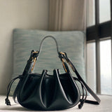 Ziva's Charm handbag – detail view (21cm*17cm*14cm)