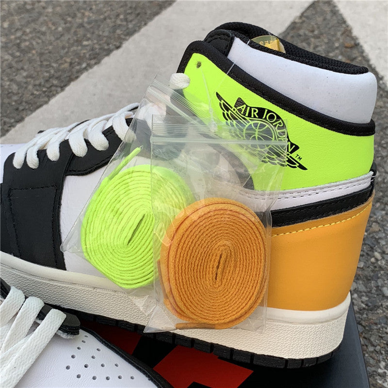 Nike Men's & Women's Luxury Fashion Trainers — Style 162 hardware detail