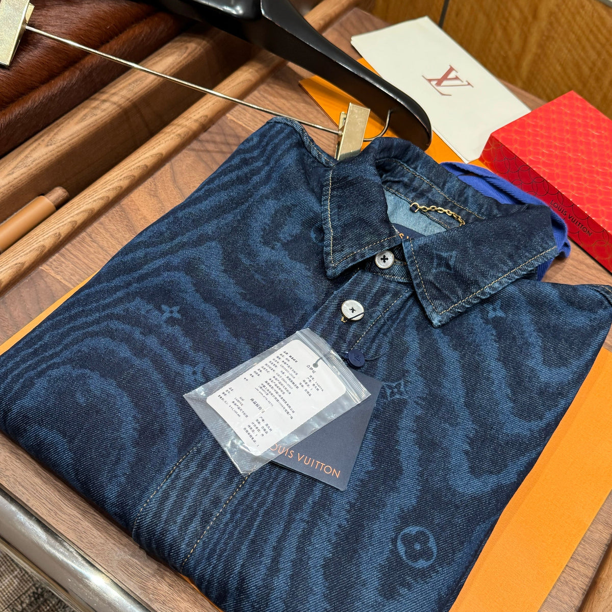 Louis Vuitton Tops? Louis Vuitton Lou Shirt Premium Designer Casual Top