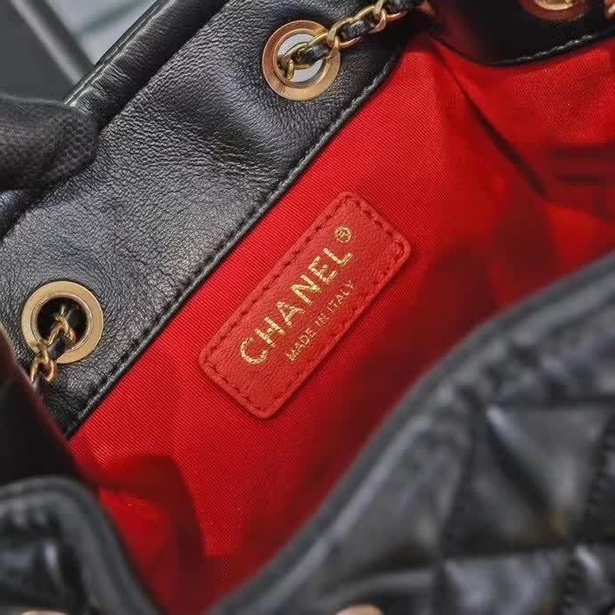 Zivas Charm Everyday Sophistication Fashion Handbag (Signature Shape & Finish) – Full Silhouette
