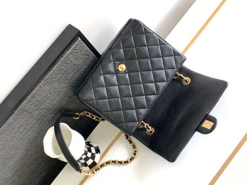  handbag, mid everyday style, image 10