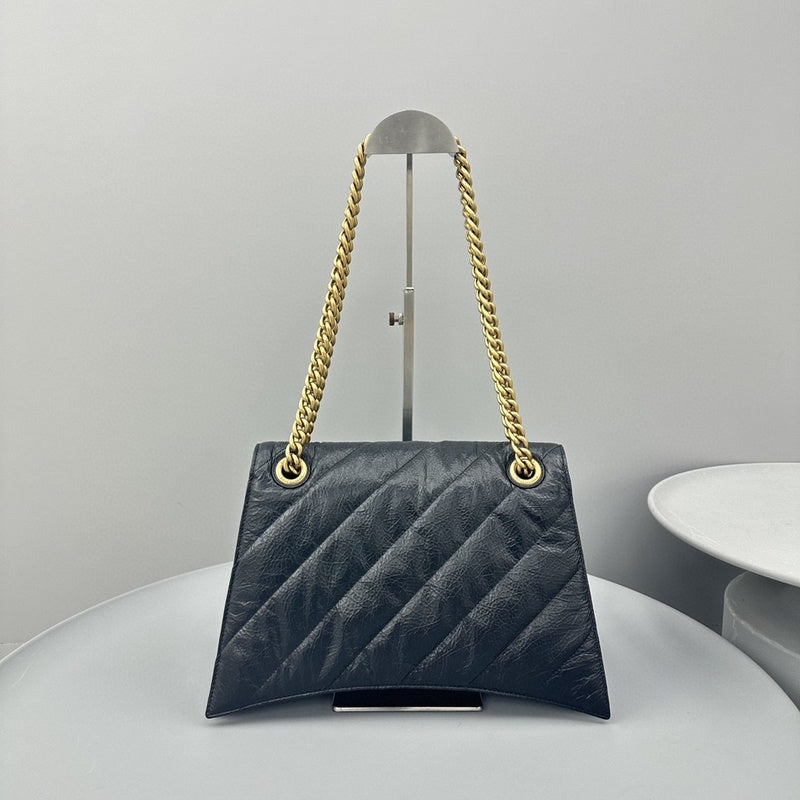 Zivas Charm Modern Minimalist Look Fashion Handbag (Considered Detail & Form) – Full Silhouette