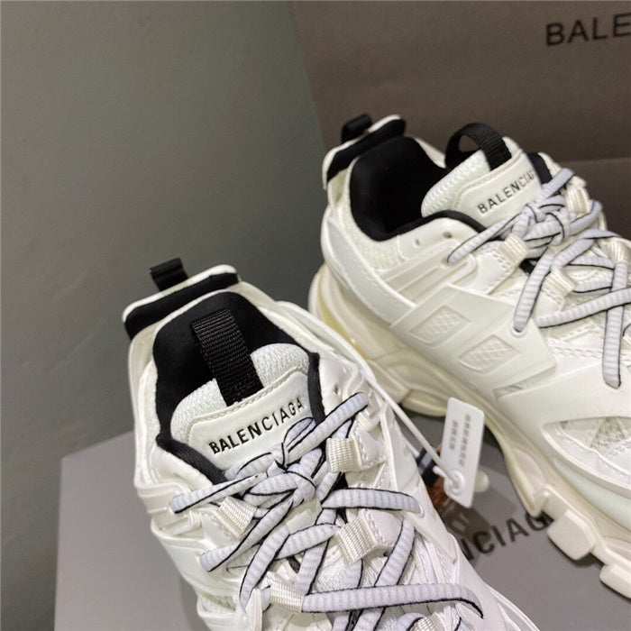 Balenciaga shoes Style 360 - top view showing design