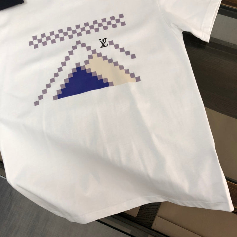 Back view of Louis Vuitton cotton t-shirt with runway-inspired design