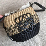 Ziva's Charm handbag – product shot (20cm*19cm*11cm)