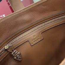 Chic Women's Designer Tote - Luxury Premium Handbag Style - NM3925