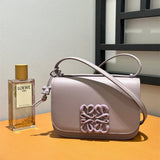 Ziva's Charm handbag – detail view (19cm*6cm*13.5cm)