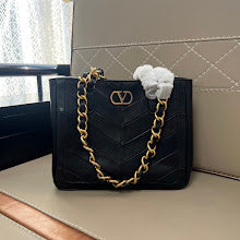 Chic Women's Designer Tote - Luxury Premium Handbag Style - NM2861