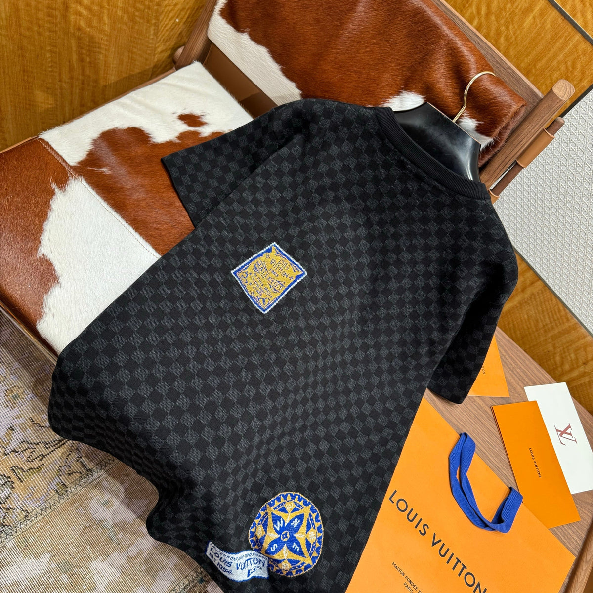 Louis Vuitton T-Shirts? Louis Vuitton Lou T-shirt Premium Designer Cotton T-Shirt