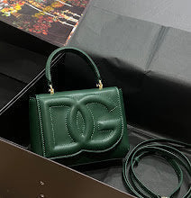 Premium Heritage Tote Bag - Elegant Women's Luxury Designer Style - NM7089