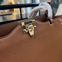 Designer Heritage Shoulder Bag - Premium Luxury Women's Handbag - NM2847