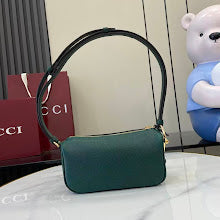 Chic Women's Designer Tote - Luxury Premium Handbag Style - NM3991
