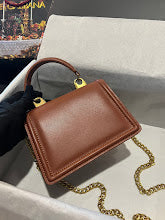 Luxury Iconic Crossbody Bag - Women's Elegant Designer Fashion - NM6712