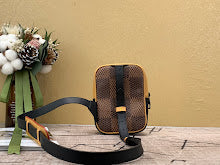Premium Leather Crossbody Bag - Elegant Women's Designer Handbag - NM5043