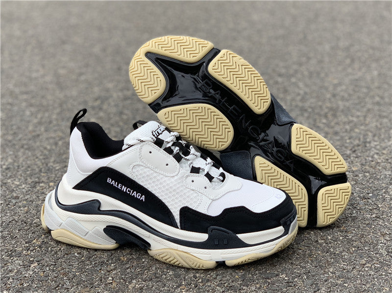 Balenciaga shoes Style 384 - top view showing design