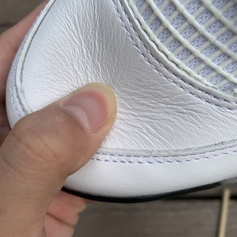 Nike Men's & Women's Designer Lifestyle Shoes — Style 260 side view