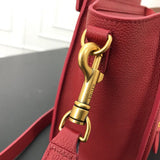 Handle and strap detail of statement everyday-luxe women's handbag – women's luxury handbag