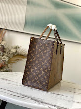 Chic Designer Crossbody Purse - Premium Luxury Women's Style - NM4752