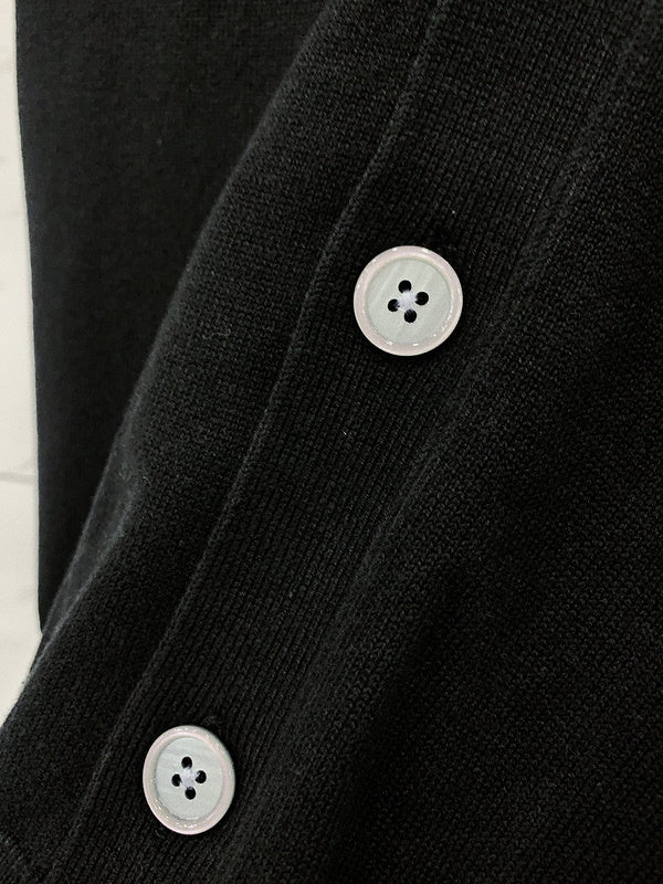 Full silhouette view of Balenciaga luxury piece style No.065