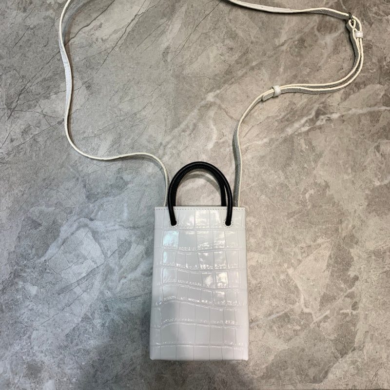 Refined Premium PU Leather Handbag - Sleek Minimalist Lines | Women's Statement Accessory #989 - close-up detail shot (image 3) of designer-inspired handbag
