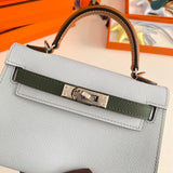 Streamlined bag women's premium everyday handbag