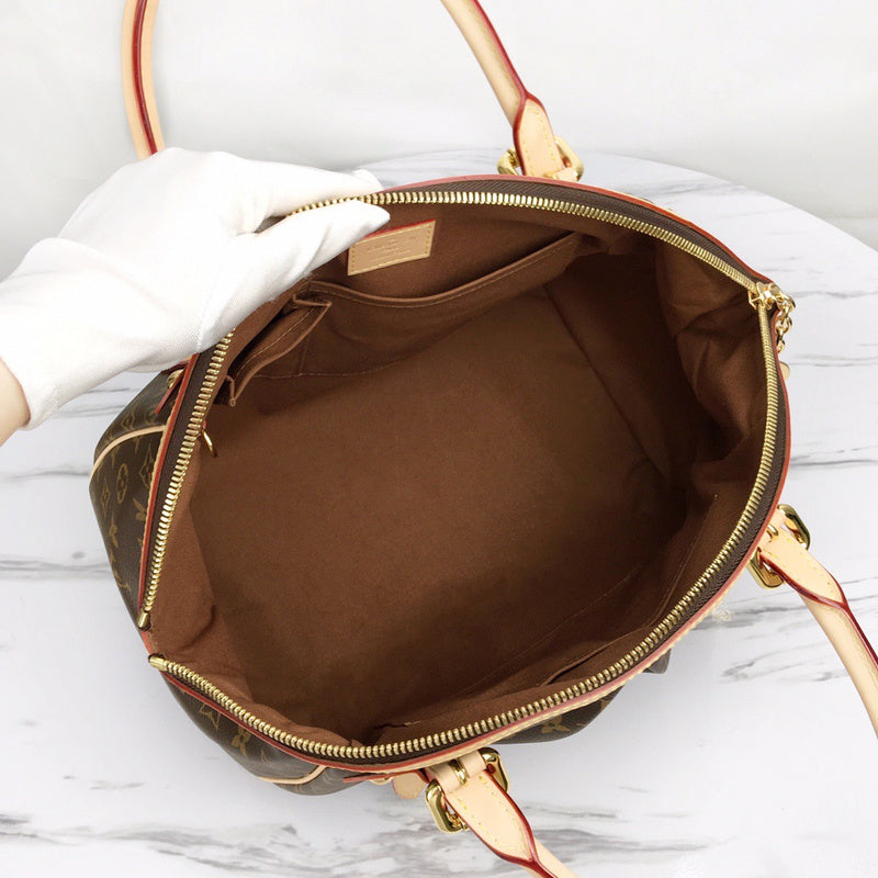 Side profile of refined statement women's handbag – women's everyday handbag