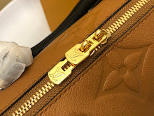 Luxury Structured Shoulder Bag - Women's Premium Designer Fashion - NM4864