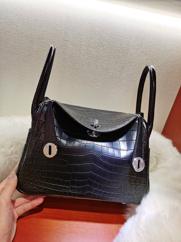 Timeless handbag styled for everyday wear
