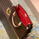 Handle and strap detail of signature refined women's handbag – women's premium purse