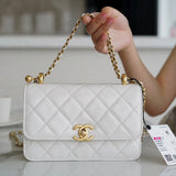  women's handbag, mid design, view 1