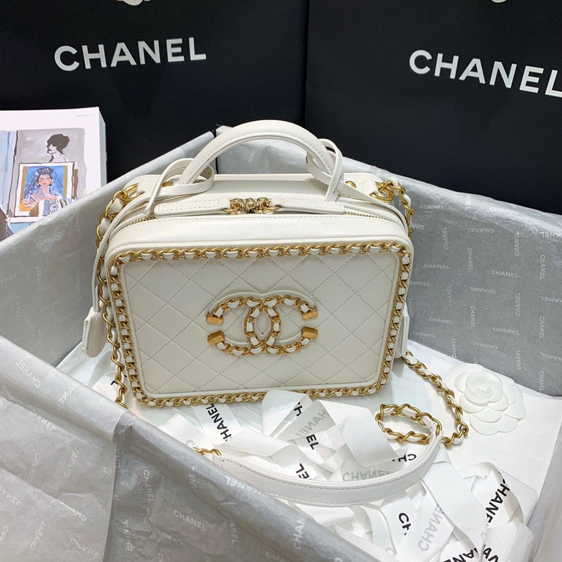  mid purse view 9