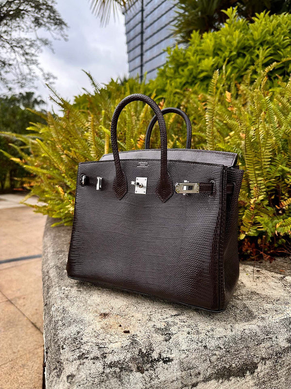 Interior view of tailored premium bag