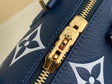 Designer Heritage Crossbody Bag - Premium Luxury Women's Fashion - NM4566