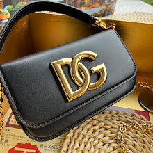 Luxury Iconic Crossbody Bag - Women's Elegant Designer Fashion - NM7070