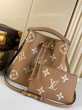 Luxury Iconic Crossbody Bag - Women's Elegant Designer Fashion - NM5030