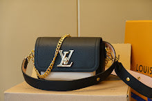 Luxury Structured Top Handle Bag - Premium Women's Designer Fashion - NM5068