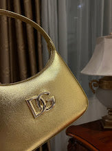 Luxury Structured Shoulder Bag - Women's Premium Designer Fashion - NM7131