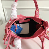 Zivas Charm Streamlined Design Statement Handbag (Signature Shape & Finish) – Close-Up Detail