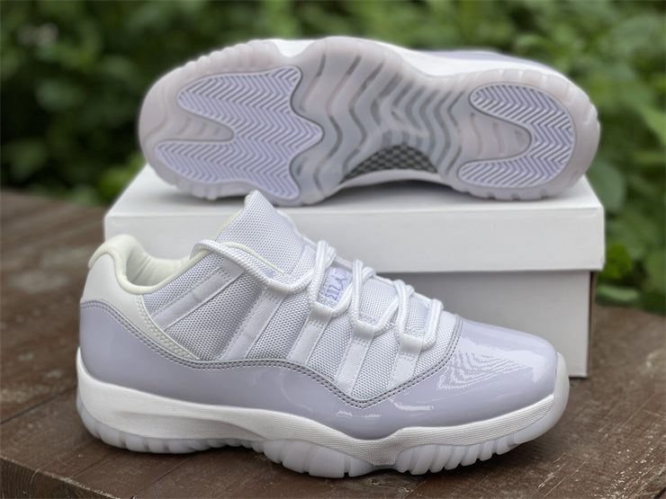 Nike Men's & Women's Iconic Street Trainers — Style 227 interior view